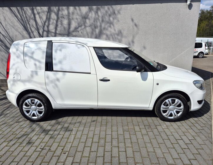 Škoda Praktik Skříň 1,6 l 66 kw