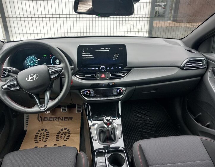 Hyundai i30 9