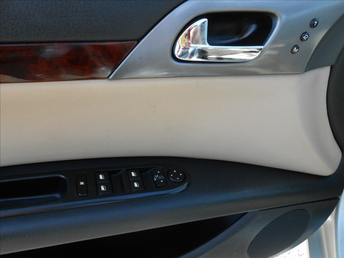 Peugeot 407 Kombi 2,2 l 120 kw