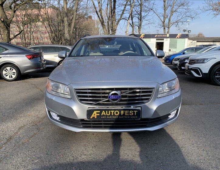 Volvo V70 Kombi 2,4 l 158 kw