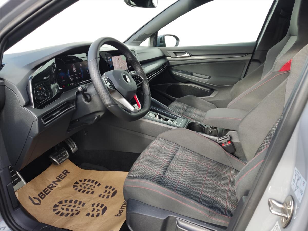 Volkswagen Golf Hatchback 2,0 l 180 kw