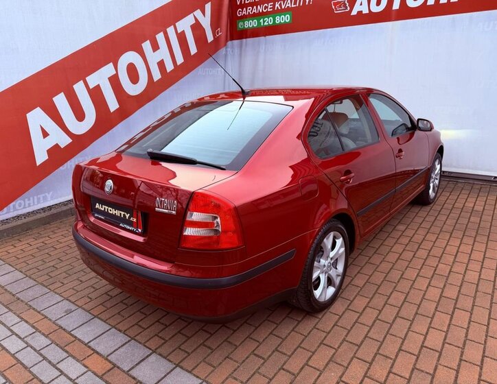 Škoda Octavia Liftback 2,0 l 103 kw