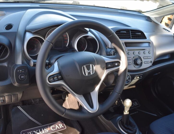 Honda Jazz Hatchback 1,2 l 66 kw