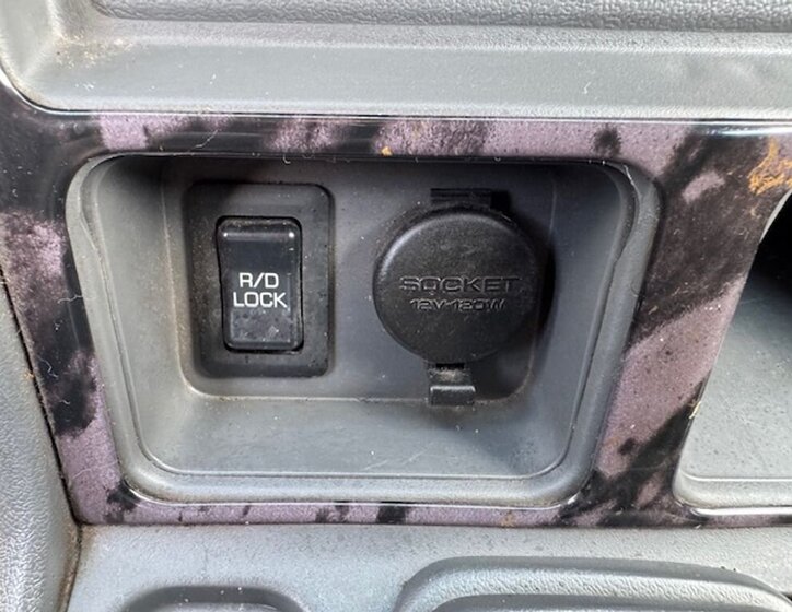 Mitsubishi Pajero SUV / Terénní 2,8 l 92 kw