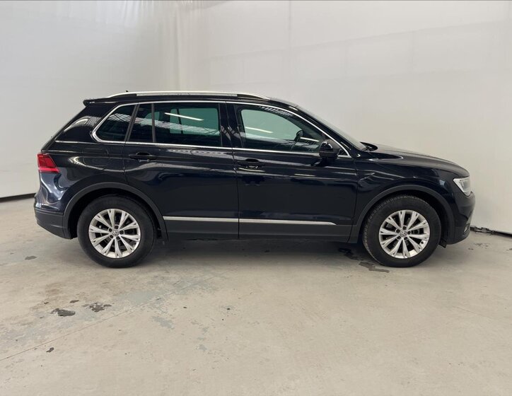 Volkswagen Tiguan SUV / Terénní 2,0 l 110 kw