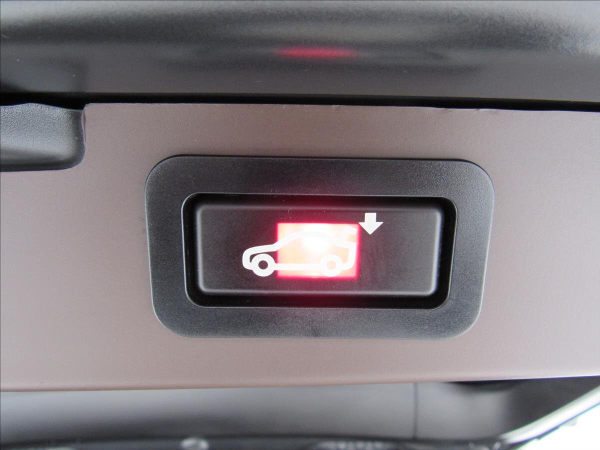 BMW X5 Kombi 3,0 l 225 kw