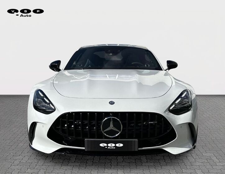 Mercedes-Benz AMG GT 8
