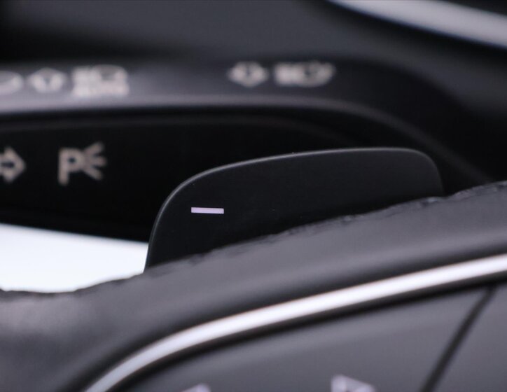 Audi Q5 SUV 2,0 l 150 kw