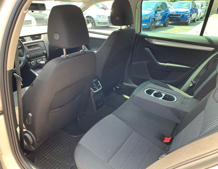 Škoda Octavia 16