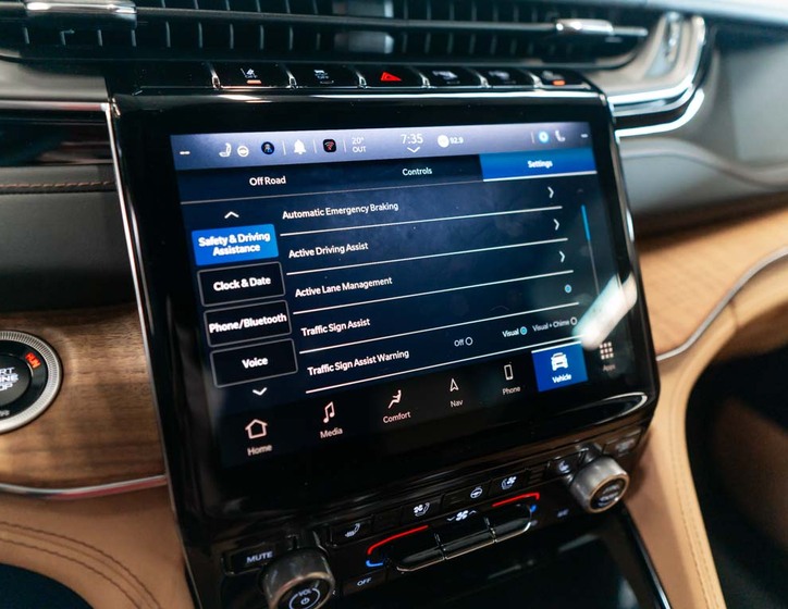 Jeep Grand Cherokee 37