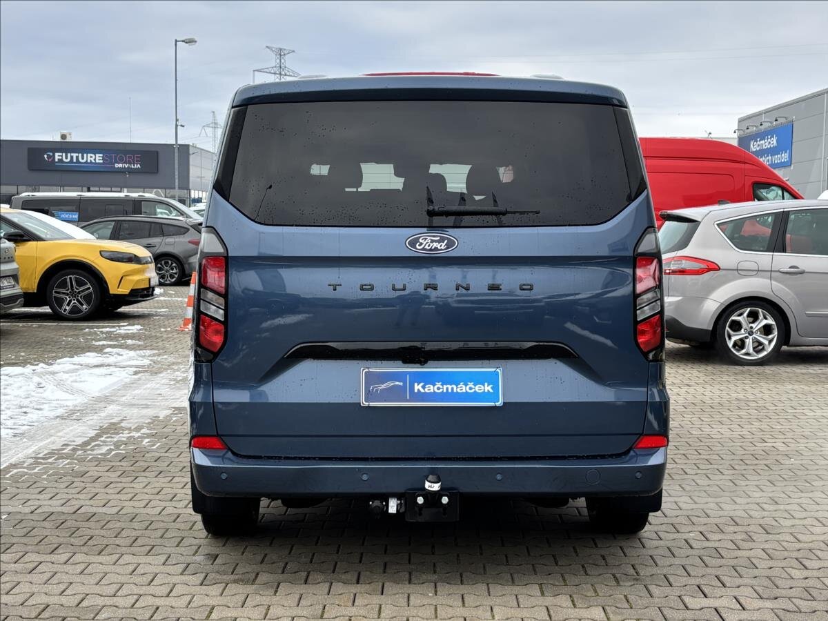 Ford Tourneo