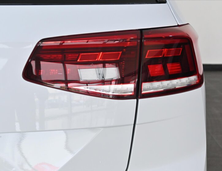 Volkswagen Passat Kombi 2,0 l 110 kw