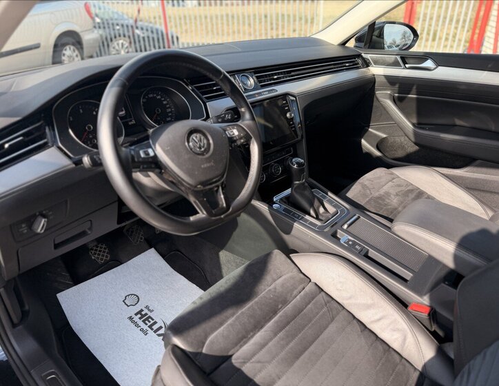 Volkswagen Passat Sedan / Limuzína 2,0 l 110 kw