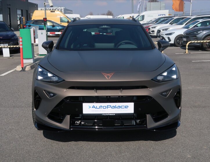 Cupra Formentor SUV / Terénní 2,0 l 294 kw