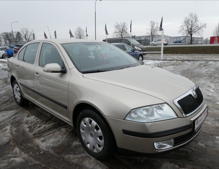 Škoda Octavia 1