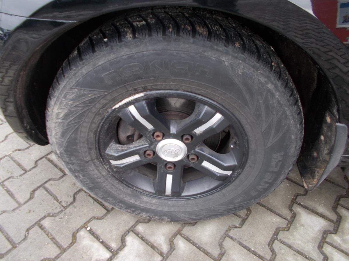 KIA Sorento SUV / Terénní 2,5 l 125 kw