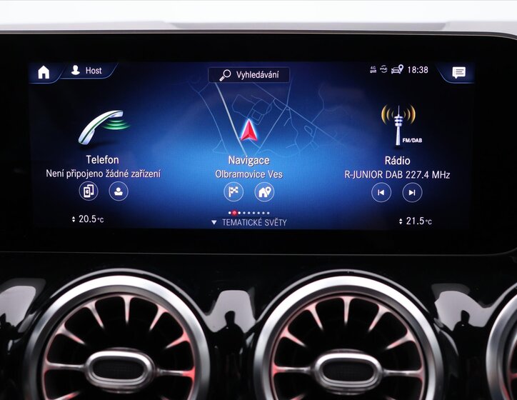 Mercedes-Benz GLA 30