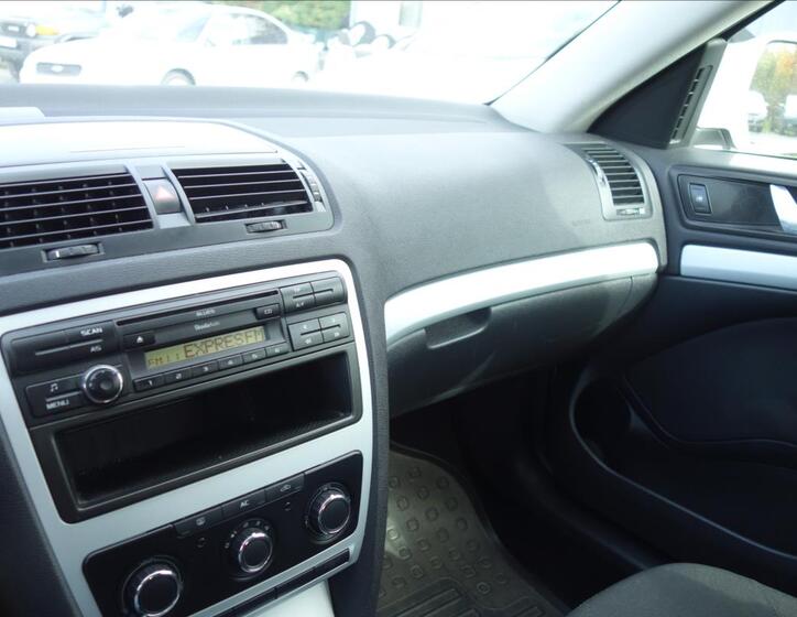 Škoda Octavia 24
