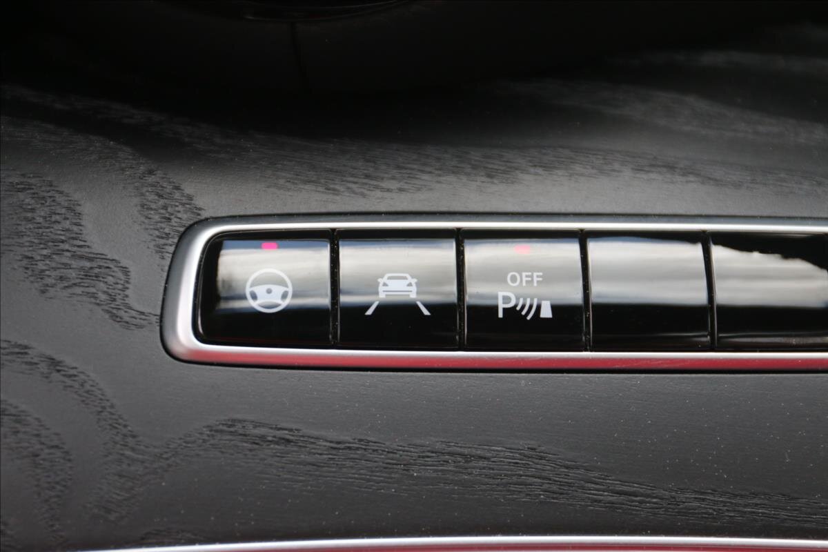 Mercedes-Benz Třídy E Kupé 2,9 l 250 kw