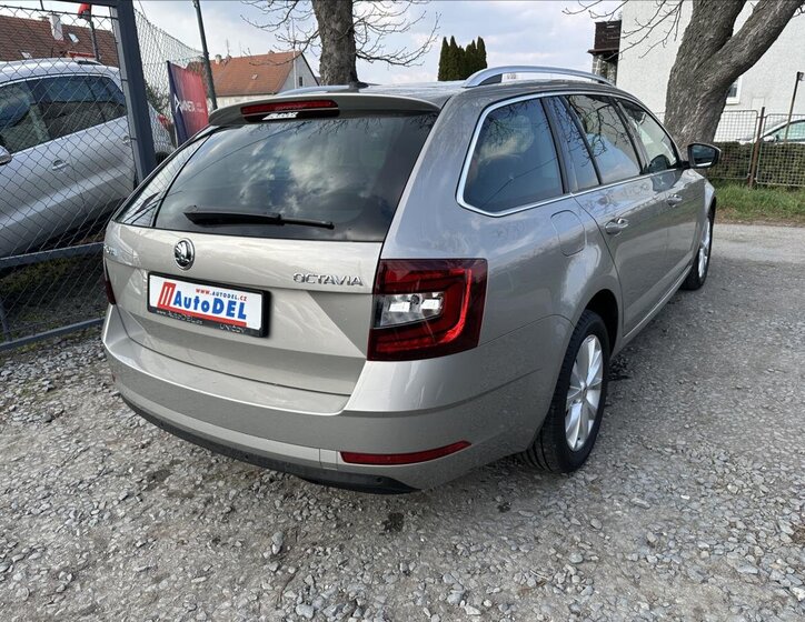 Škoda Octavia Kombi 1,5 l 110 kw