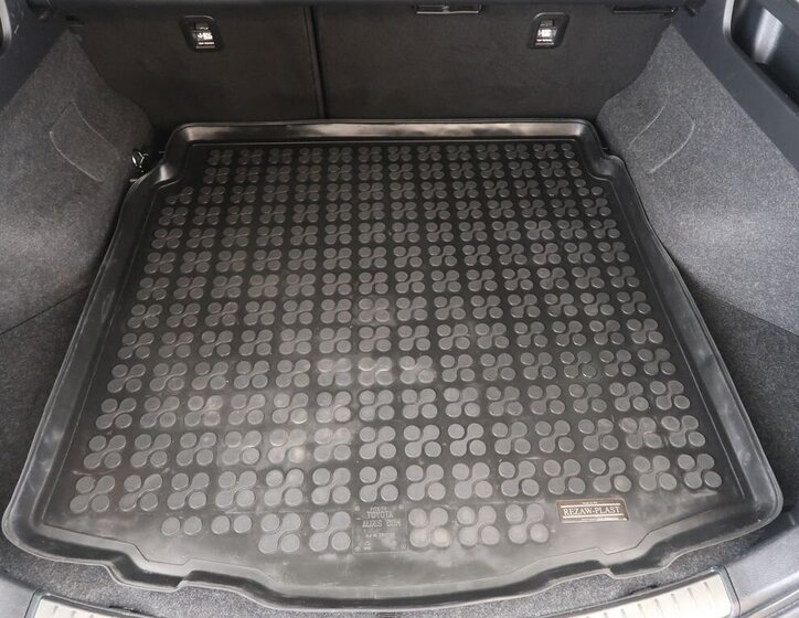 Toyota Auris Kombi 1,8 l 73 kw