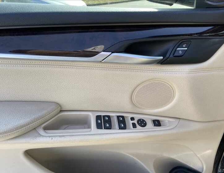 BMW X5 SUV / Terénní 3,0 l 190 kw