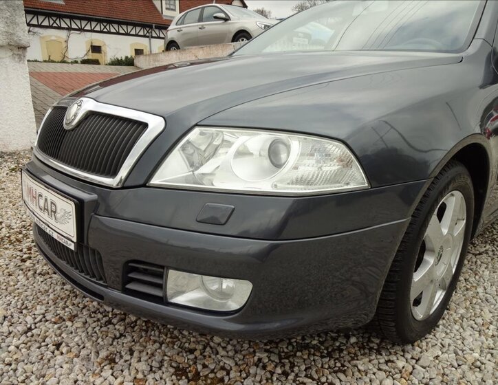 Škoda Octavia Kombi 1,8 l 118 kw