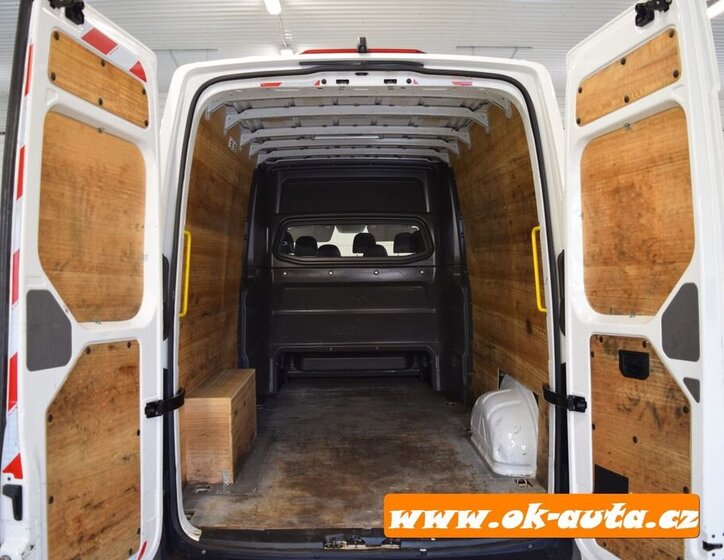 Volkswagen Crafter Skříň 2,0 l 103 kw