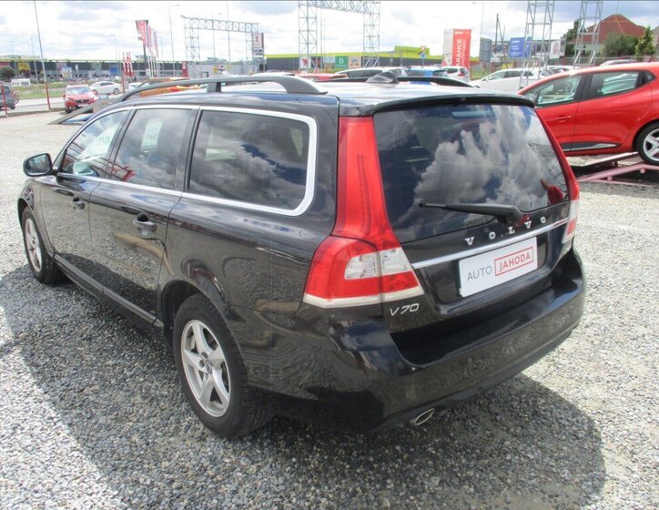 Volvo V70 Kombi 2,0 l 133 kw