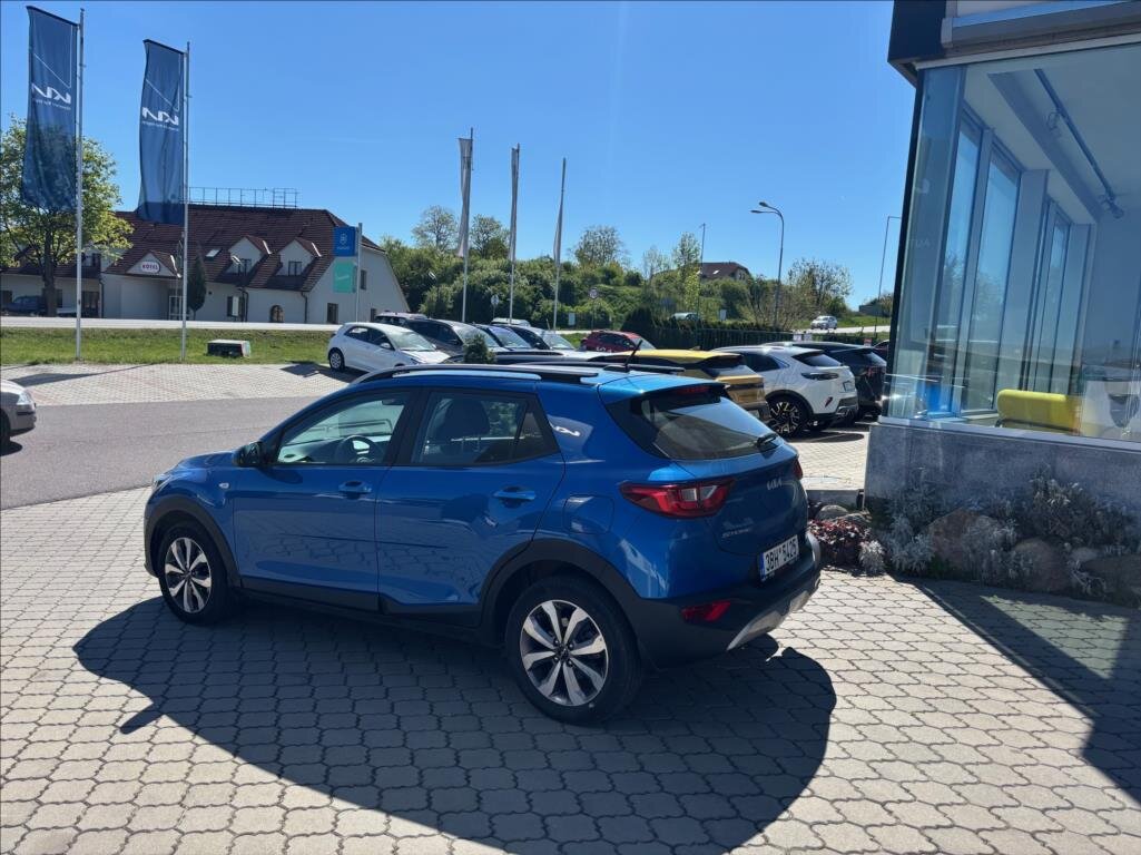 KIA Stonic Kombi 1,2 l 61 kw