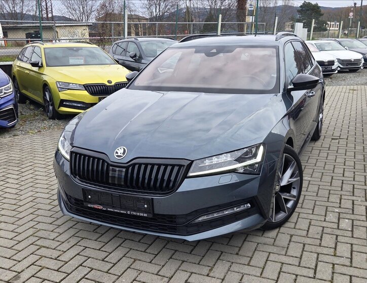 Škoda Superb 1