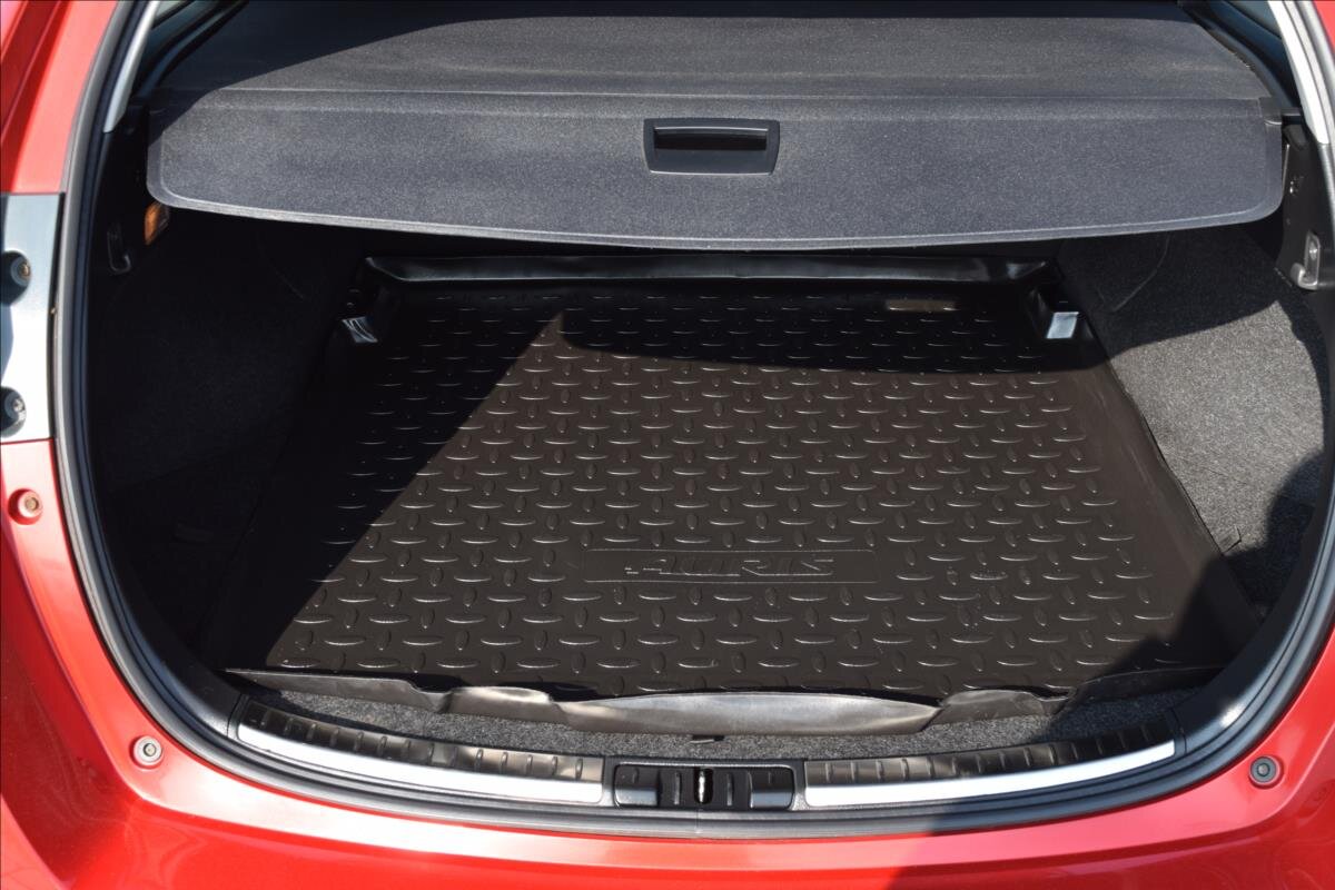 Toyota Auris Kombi 1,2 l 85 kw