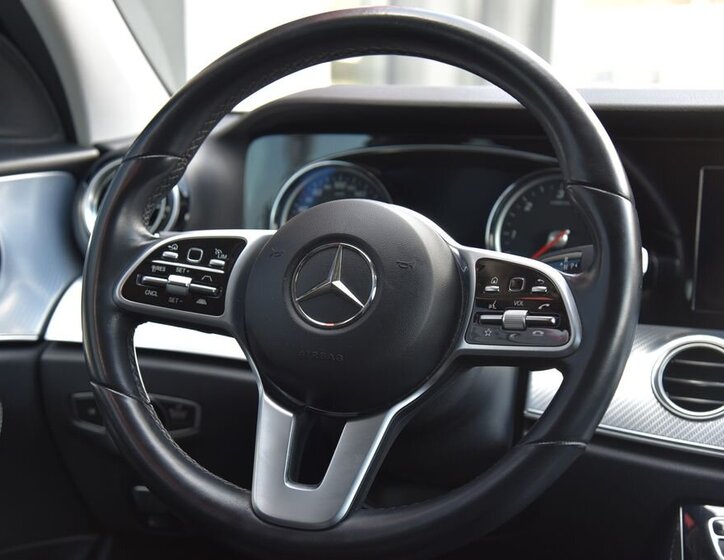 Mercedes-Benz Třídy E Kombi 2,9 l 250 kw