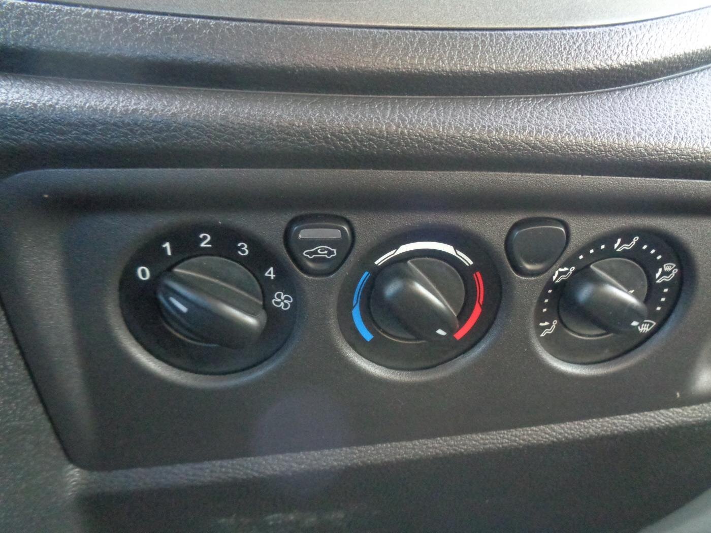 Ford Transit Ostatní 2,0 l 77 kw