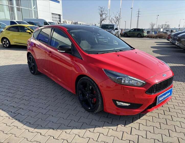Ford Focus Hatchback 1,5 l 110 kw