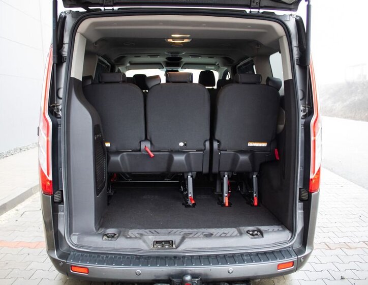 Ford Tourneo Custom 20