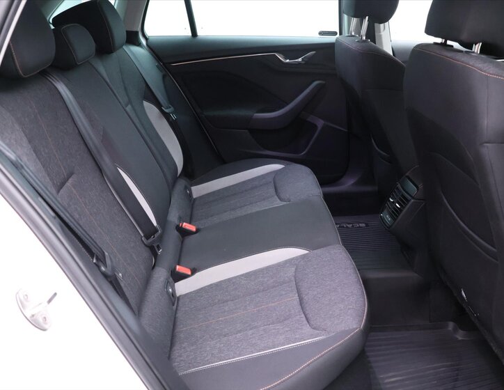 Škoda Scala Hatchback 999,0 81 kw