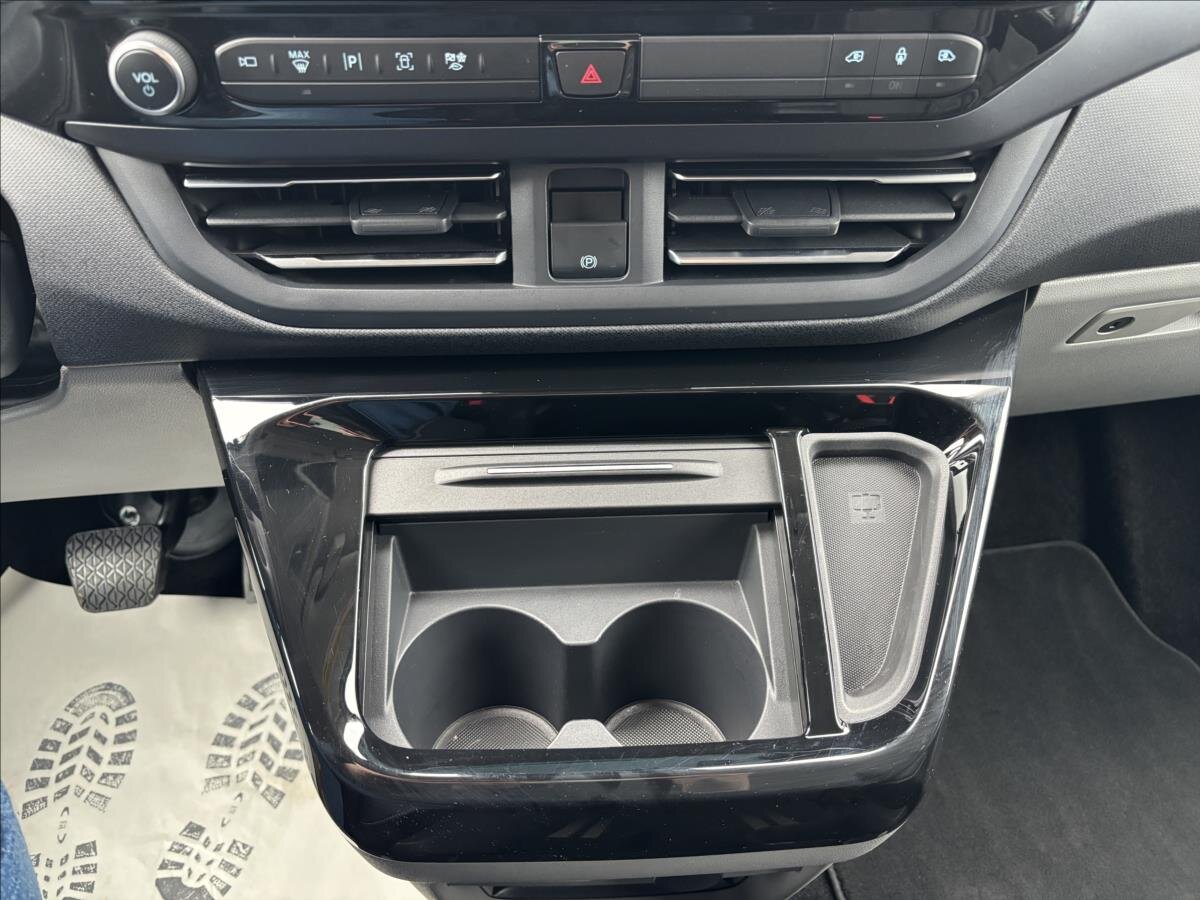 Ford Tourneo Custom MPV 0,0 160 kw