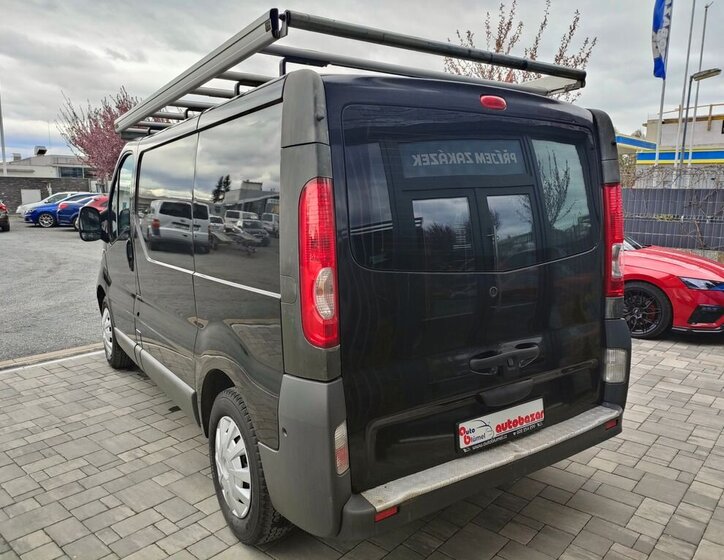 Renault Trafic Skříň 2,0 l 66 kw