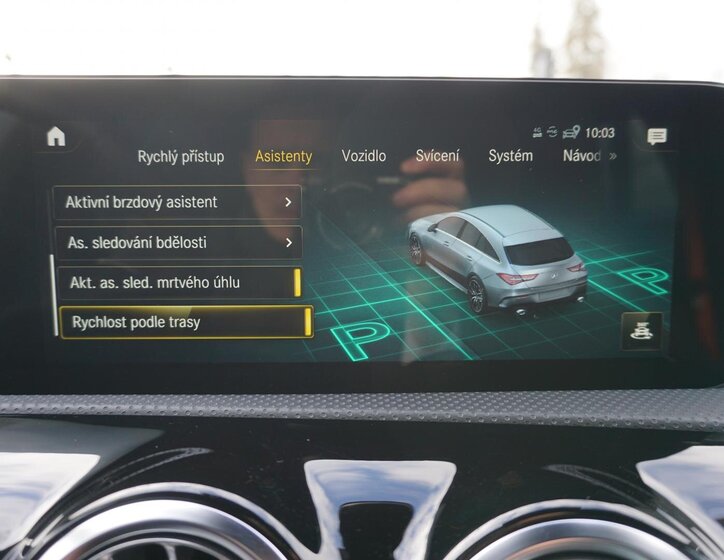 Mercedes-Benz CLA Kombi 2,0 l 225 kw