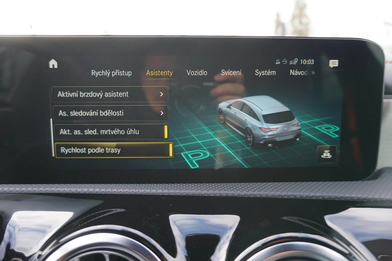 Mercedes-Benz CLA Kombi 2,0 l 225 kw