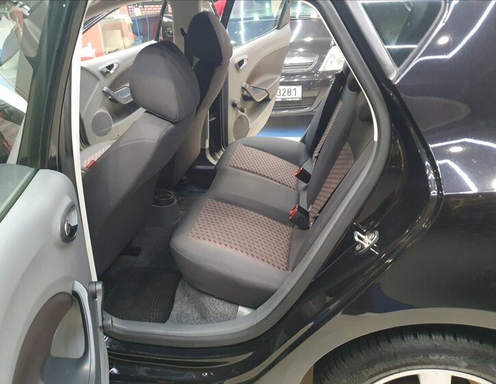 Seat Ibiza Hatchback 1,4 l 63 kw