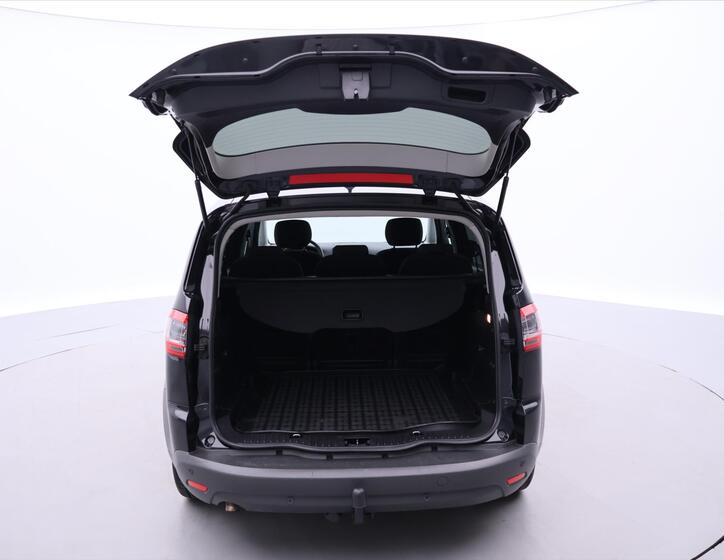 Ford S-MAX 9