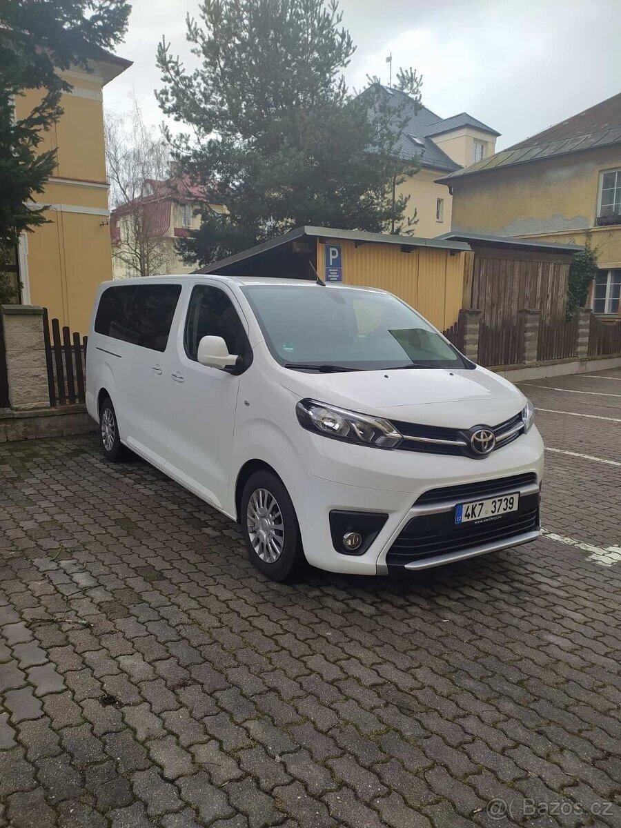 Toyota ProAce VAN-Minibus 2,0 l 110 kw