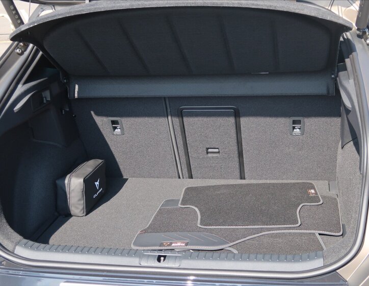 Cupra Formentor SUV / Terénní 2,0 l 294 kw