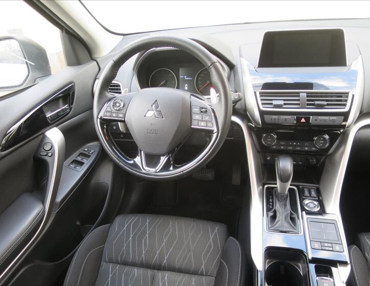 Mitsubishi Eclipse Cross SUV / Terénní 2,3 l 109 kw