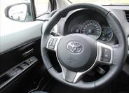 Toyota Yaris 12