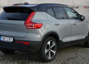 Volvo XC40 3