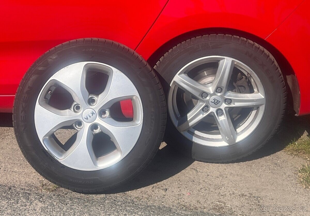 KIA Carens MPV 0,0 100 kw