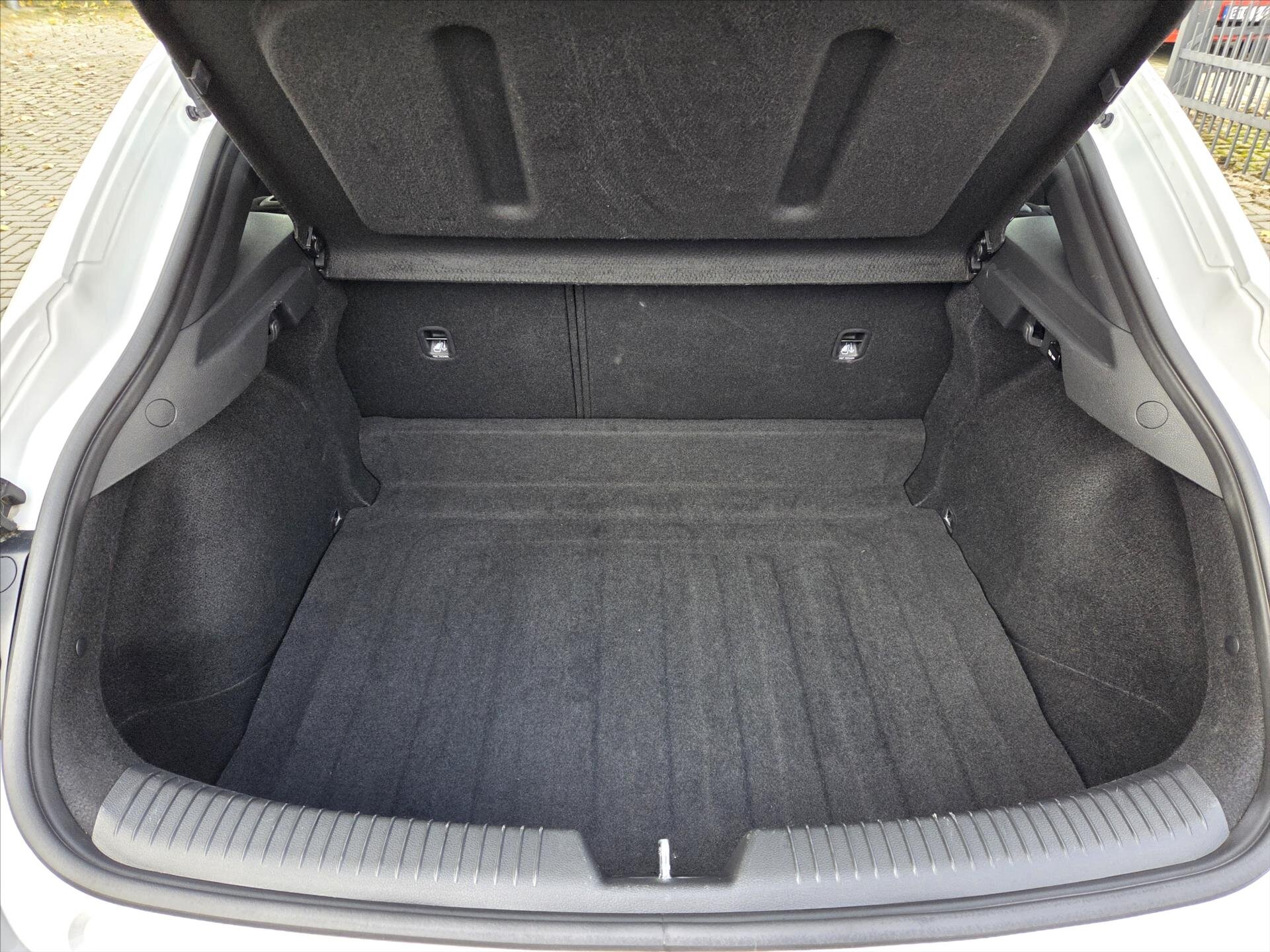 Hyundai i30 Liftback 998,0 88 kw